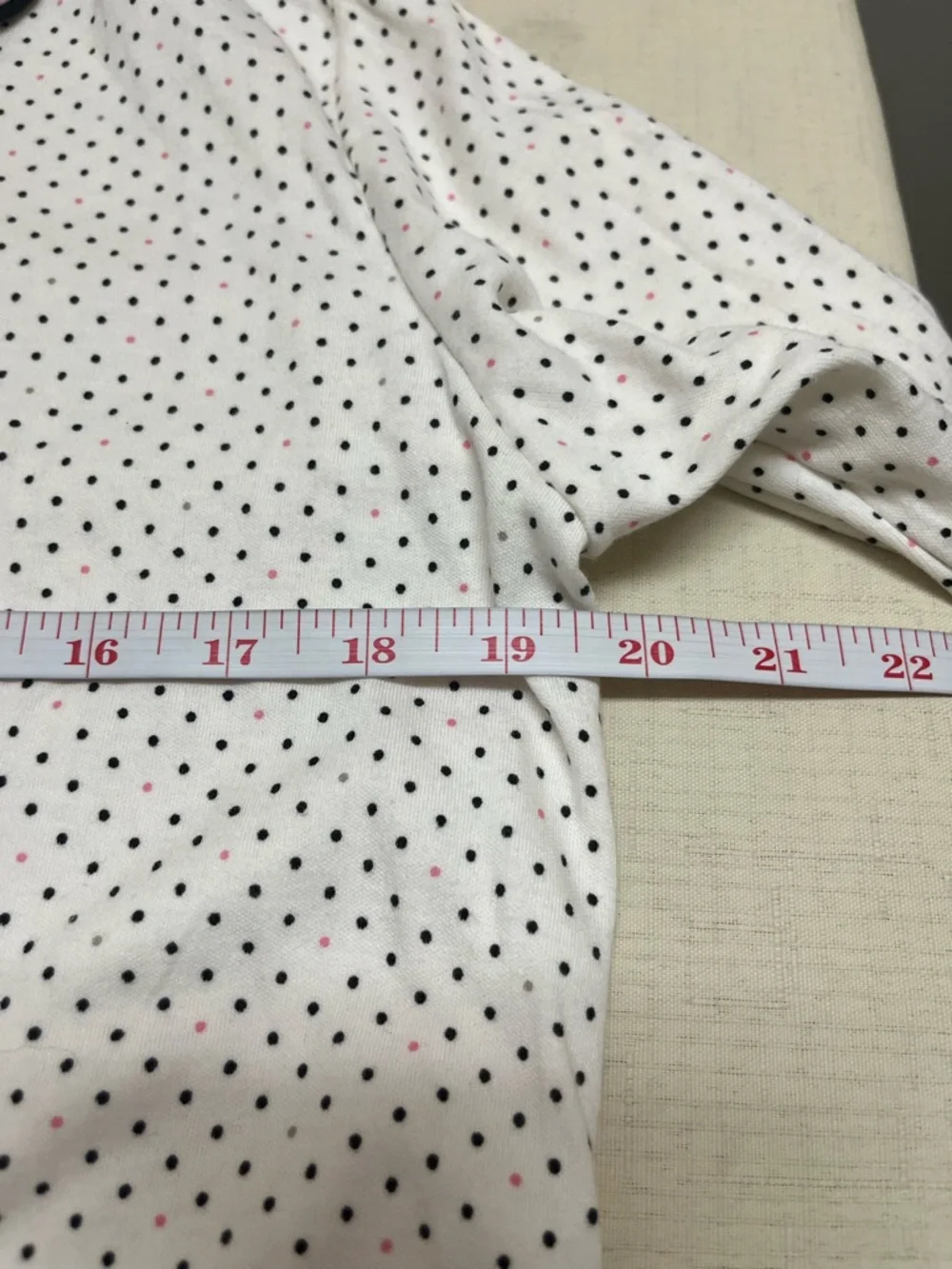 NWT Liz Claiborne M white polka dot button up sleep shirt